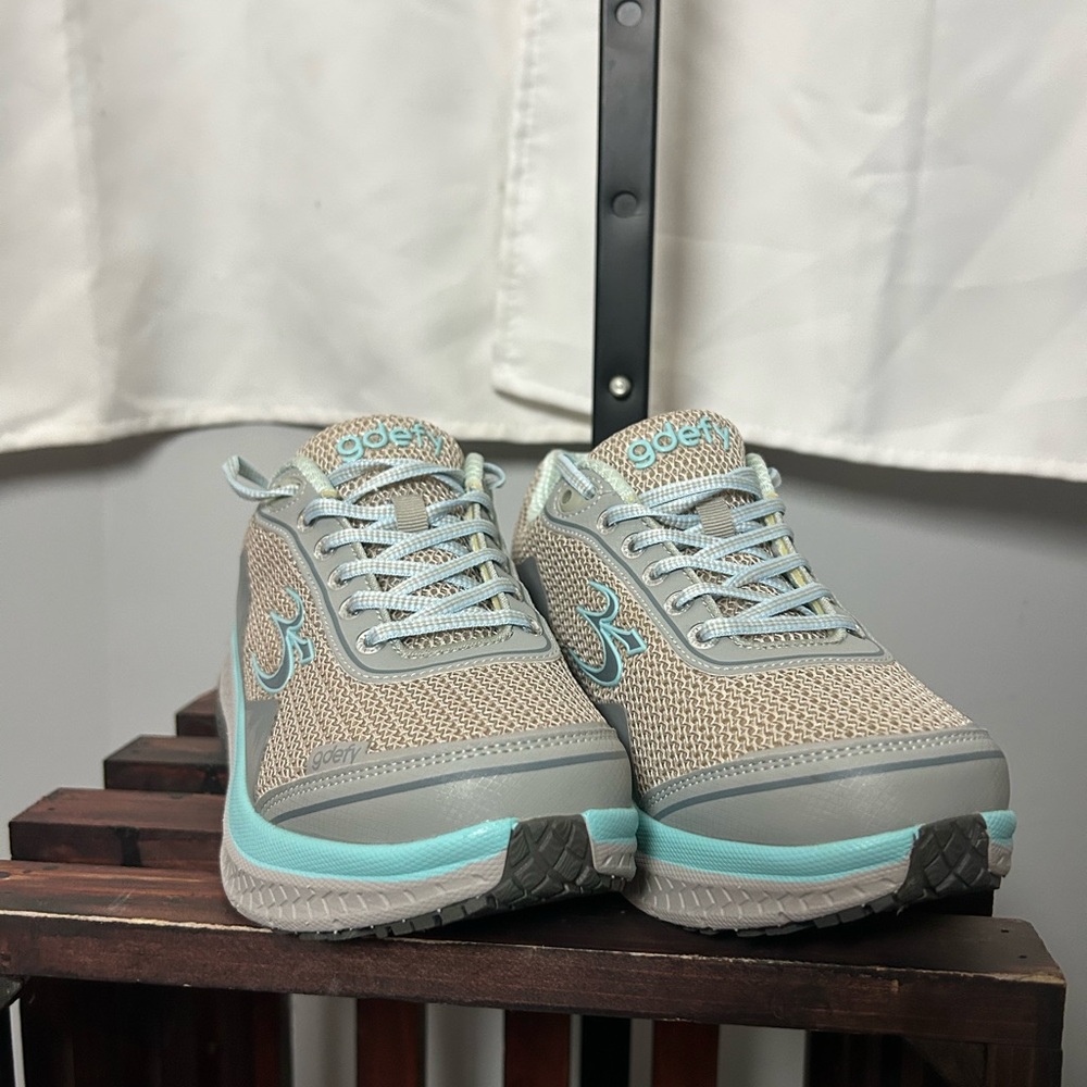 Gdefy Women's Light Gray & Aqua Mesh Walking Sneakers